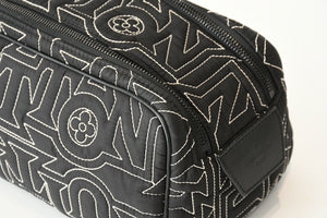 極美品 LOUIS VUITTON ルイヴィトン スノー カプセル コレクション ドップキット ナイロン ブラック M21435 ICチップ 中古 4b013178