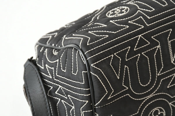 極美品 LOUIS VUITTON ルイヴィトン スノー カプセル コレクション ドップキット ナイロン ブラック M21435 ICチップ 中古 4b013178