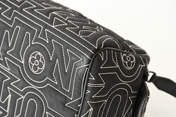 極美品 LOUIS VUITTON ルイヴィトン スノー カプセル コレクション ドップキット ナイロン ブラック M21435 ICチップ 中古 4b013178