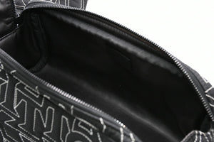 極美品 LOUIS VUITTON ルイヴィトン スノー カプセル コレクション ドップキット ナイロン ブラック M21435 ICチップ 中古 4b013178