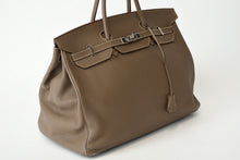 Load image into Gallery viewer, 極美品 HERMES エルメス バーキン40 ハンドバッグ トゴ エトゥープ ◻︎L刻印 シルバー金具 中古 4b013423