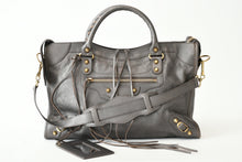 Load image into Gallery viewer, BALENCIAGA バレンシアガ ザ・シティ２WAY バッグ 281770 ハンドバッグ ショルダーバッグ 美品 中古 4b013417