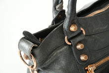 画像をギャラリービューアに読み込む, BALENCIAGA バレンシアガ ザ ファースト ハンドバッグ ショルダーバッグ グリーン ネイビー レザー 240577 美品 中古 4b013188