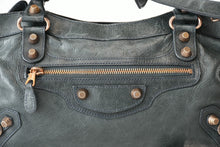 画像をギャラリービューアに読み込む, BALENCIAGA バレンシアガ ザ ファースト ハンドバッグ ショルダーバッグ グリーン ネイビー レザー 240577 美品 中古 4b013188