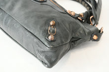 画像をギャラリービューアに読み込む, BALENCIAGA バレンシアガ ザ ファースト ハンドバッグ ショルダーバッグ グリーン ネイビー レザー 240577 美品 中古 4b013188