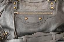 Load image into Gallery viewer, BALENCIAGA バレンシアガ ザ・シティ２WAY バッグ 281770 ハンドバッグ ショルダーバッグ 美品 中古 4b013417