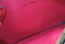 画像をギャラリービューアに読み込む, LOUIS VUITTON ルイヴィトン ポシェット クレ コインケース M93735 モノグラム マルチカラー PVC レザー ゴールド金具 美品 中古 4b013432