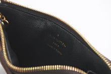 Load image into Gallery viewer, 極美品 LOUIS VUITTON ルイヴィトン モノグラム ポルトカルト レクトヴェルソ コインケース M69431 ブラウン ゴールド金具 中古 4b013435