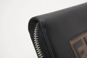 FENDI フェンディ FFロゴ ラウンドジップ 長財布 レザーウォレット レザー ブラック ブラウン シルバー金具 美品 中古 4b013235