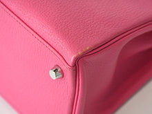 Load image into Gallery viewer, 極美品 HERMES エルメス KELLY ケリー 32 内縫い 2WAYハンドバッグ シェーブル ピンク系 シルバー金具 □Q刻印 中古 4b013426