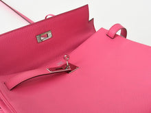 Load image into Gallery viewer, 極美品 HERMES エルメス KELLY ケリー 32 内縫い 2WAYハンドバッグ シェーブル ピンク系 シルバー金具 □Q刻印 中古 4b013426