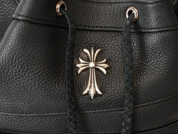 新品未使用 CHROME HEARTS クロムハーツ STRANGE LOVE BAG リュック セメタリー クロスパッチ スモールクロス レザー ブラック 中古 4b013459