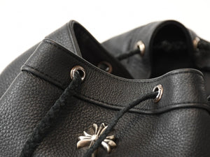 新品未使用 CHROME HEARTS クロムハーツ STRANGE LOVE BAG リュック セメタリー クロスパッチ スモールクロス レザー ブラック 中古 4b013459