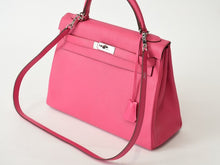 Load image into Gallery viewer, 極美品 HERMES エルメス KELLY ケリー 32 内縫い 2WAYハンドバッグ シェーブル ピンク系 シルバー金具 □Q刻印 中古 4b013426