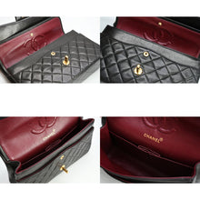 Load image into Gallery viewer, CHANEL シャネル マトラッセ25 Wフラップ Wチェーンショルダーバッグ A01112 2番台 ラムスキン ココマーク ブラック 美品 中古 4b013464
