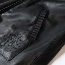 Load image into Gallery viewer, 極美品 CHROME HEARTS クロムハーツ 2025年 レザーフーデッドコート サイズL BSフレアパッチ セメタリークロスパッチ ダガージップ 中古 4b013505