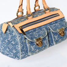 Load image into Gallery viewer, 極美品 LOUIS VUITTON ルイヴィトン ネオスピーディ ハンドバッグ M95019 モノグラム デニム インディゴブルー ゴールド金具 中古 4b013561