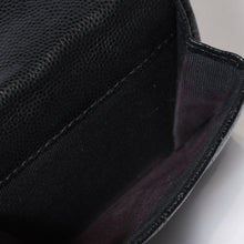 Load image into Gallery viewer, 極美品 CHANEL シャネル タイムレスクラシックライン 三つ折り財布 AP0230 ランダム番台 ブラック ボルドー キャビアスキン 中古 4b013615