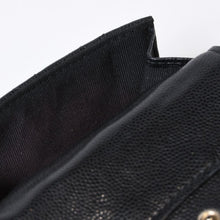 Load image into Gallery viewer, 極美品 CHANEL シャネル タイムレスクラシックライン 三つ折り財布 AP0230 ランダム番台 ブラック ボルドー キャビアスキン 中古 4b013615