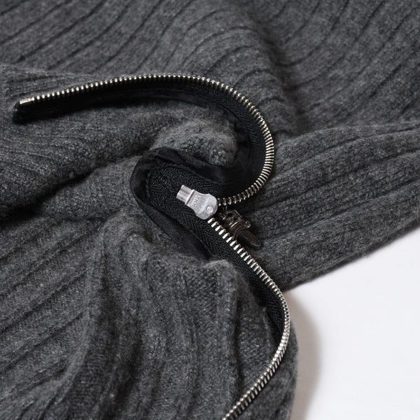 極美品 CHROME HEARTS クロムハーツ カシミヤ ハイネックニットセーター サイズM CHクロスパッチ 7パッチ サイドダガージップ 中古 4b013649