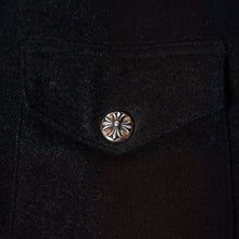Load image into Gallery viewer, 極美品 CHROME HEARTS クロムハーツ チェック CPO 長袖ネルシャツ サイズL クロスボールボタン ネイビー ブラウン 中古 4b013650