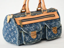 Load image into Gallery viewer, 新品同様 LOUIS VUITTON ルイヴィトン ネオスピーディ ハンドバッグ M95019 モノグラム デニム インディゴブルー ゴールド金具 中古 4b013468