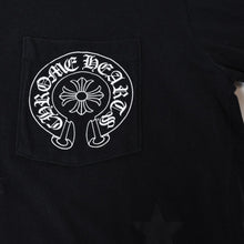 Load image into Gallery viewer, CHROME HEARTS クロムハーツ スター ホースシュー 半袖VネックTシャツ サイズM ブラック コットン 美品 中古 4b013690