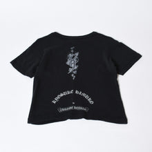 Load image into Gallery viewer, CHROME HEARTS クロムハーツ 氷室 コラボ ロゴ プリント Tシャツ サイズFREE ブラック コットン 美品 中古 4b013686