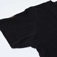 Load image into Gallery viewer, CHROME HEARTS クロムハーツ VINE DAGGER ヴァインダガー 半袖Tシャツ サイズM プリント ブラック イエロー 美品 中古 4b013689