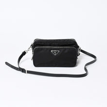 Load image into Gallery viewer, 極美品 PRADA プラダ トライアングルロゴ ショルダーバッグ 1BH010 イタリア製 ナイロン ブラック シルバー金具 中古 4b013695