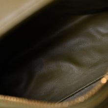 Load image into Gallery viewer, 新品同様 BOTTEGAVENETA ボッテガヴェネタ イントレチャート ミニウォレス ワンショルダーバッグ カーキ カーフ レザー ゴールド金具 中古 4b013604