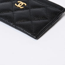 Load image into Gallery viewer, 極美品 CHANEL シャネル マトラッセ ココマーク カードケース AP0213 ランダム番台 ブラック キャビアスキン 中古 4b013729