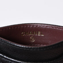 Load image into Gallery viewer, 極美品 CHANEL シャネル マトラッセ ココマーク カードケース AP0213 ランダム番台 ブラック キャビアスキン 中古 4b013729