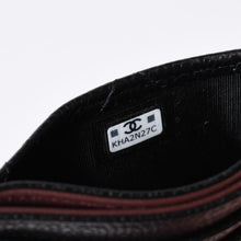 Load image into Gallery viewer, 極美品 CHANEL シャネル マトラッセ ココマーク カードケース AP0213 ランダム番台 ブラック キャビアスキン 中古 4b013729