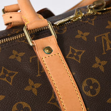 Load image into Gallery viewer, LOUIS VUITTON ルイヴィトン モノグラム キーポルバンドリエール55 2WAY ボストンバック M41414 ブラウン キャンバス 美品 中古 4b013710