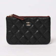 画像をギャラリービューアに読み込む, 新品同様 CHANEL シャネル コインケース 小銭入れ AP4020 26番台 ココマーク キャビアスキン ブラック ゴールド金具 中古 4b013723