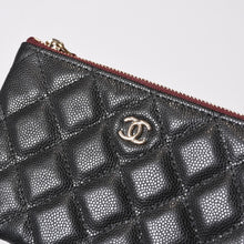 画像をギャラリービューアに読み込む, 新品同様 CHANEL シャネル コインケース 小銭入れ AP4020 26番台 ココマーク キャビアスキン ブラック ゴールド金具 中古 4b013723