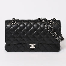 画像をギャラリービューアに読み込む, CHANEL シャネル マトラッセ25 Wフラップ Wチェーンショルダーバッグ 13番台 ココマーク キャビアスキン シルバー金具 美品 中古 4b014011