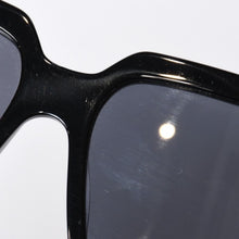 Load image into Gallery viewer, 極美品 PRADA プラダ サングラス アイウェア SPR24Z_E1AB_F05S0_C_A057 サイズ57-14-140 ブラック 中古 4b013720