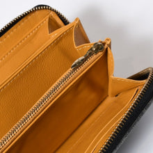 Load image into Gallery viewer, 極美品 LOUIS VUITTON ルイヴィトン ジッピーウォレット 長財布 M95614 モノグラムデニム ブラック ゴールド金具 中古 4b013717