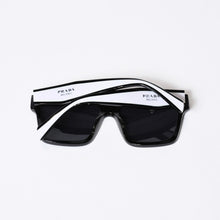 Load image into Gallery viewer, 極美品 PRADA プラダ サングラス アイウェア SPR24Z_E1AB_F05S0_C_A057 サイズ57-14-140 ブラック 中古 4b013720