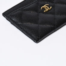 Load image into Gallery viewer, 極美品 CHANEL シャネル マトラッセ ココマーク カードケース AP0213 ランダム番台 ブラック ボルドー キャビアスキン 中古 4b013611