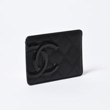 Load image into Gallery viewer, CHANEL シャネル カンボンライン ココマーク マトラッセ カードケース 17番台 ブラック ピンク カーフスキン 美品 中古 4b013610