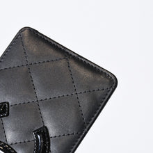 Load image into Gallery viewer, CHANEL シャネル カンボンライン ココマーク マトラッセ カードケース 17番台 ブラック ピンク カーフスキン 美品 中古 4b013610
