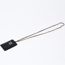 Load image into Gallery viewer, 新品未使用品 CHANEL シャネル ココマーク チェーンストラップ付き カードケース 30番台 ブラック ラムスキン 中古 4b013614