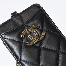 Load image into Gallery viewer, 新品未使用品 CHANEL シャネル ココマーク チェーンストラップ付き カードケース 30番台 ブラック ラムスキン 中古 4b013614