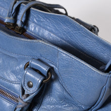 Load image into Gallery viewer, BALENCIAGA バレンシアガ ザ・ヴェロ 2WAY ショルダーバッグ 235216ブルー アンティークゴールド金具 美品 中古 4b013704