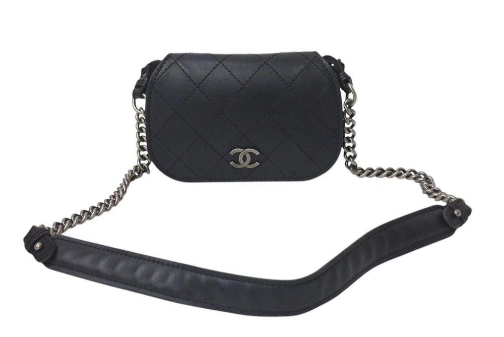 CHANEL Wild Stitch Chain Shoulder Bag Made in France No. 18 Leather Black Black Metal Hardware Good Condition Used 4b001378