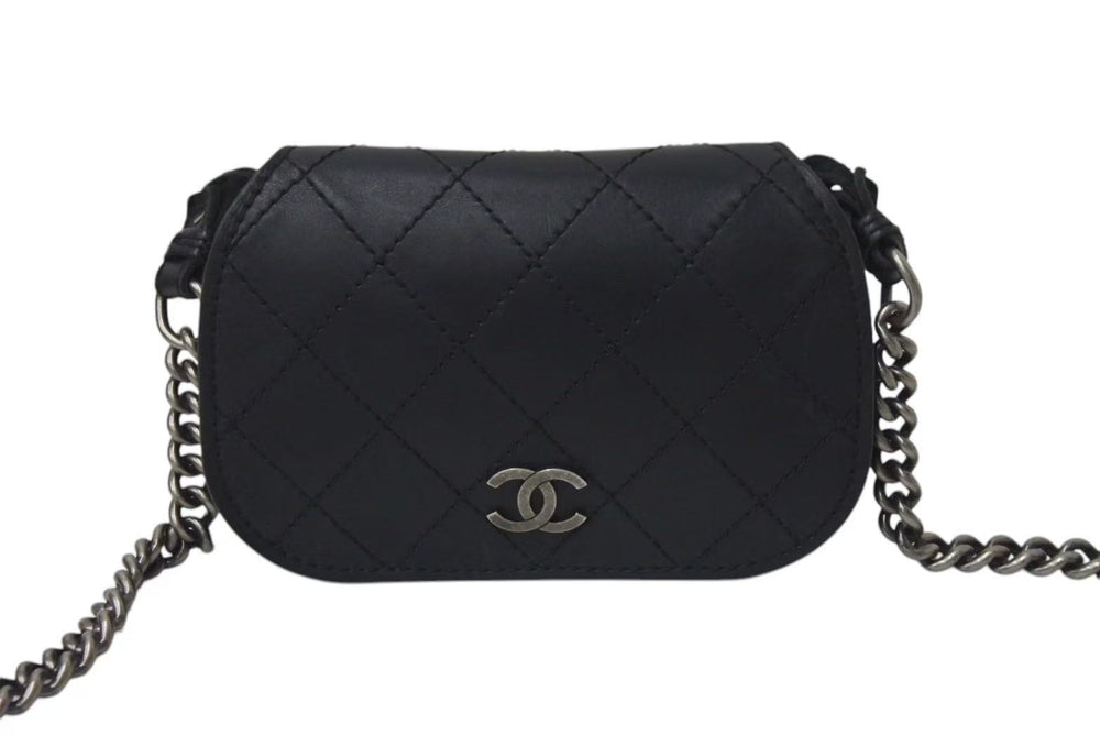 CHANEL Wild Stitch Chain Shoulder Bag Made in France No. 18 Leather Black Black Metal Hardware Good Condition Used 4b001378