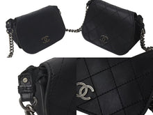 Load image into Gallery viewer, CHANEL シャネル ワイルドステッチ チェーンショルダーバッグ フランス製 18番台 レザー ブラック ブラックメタル金具 美品 中古 4b001378